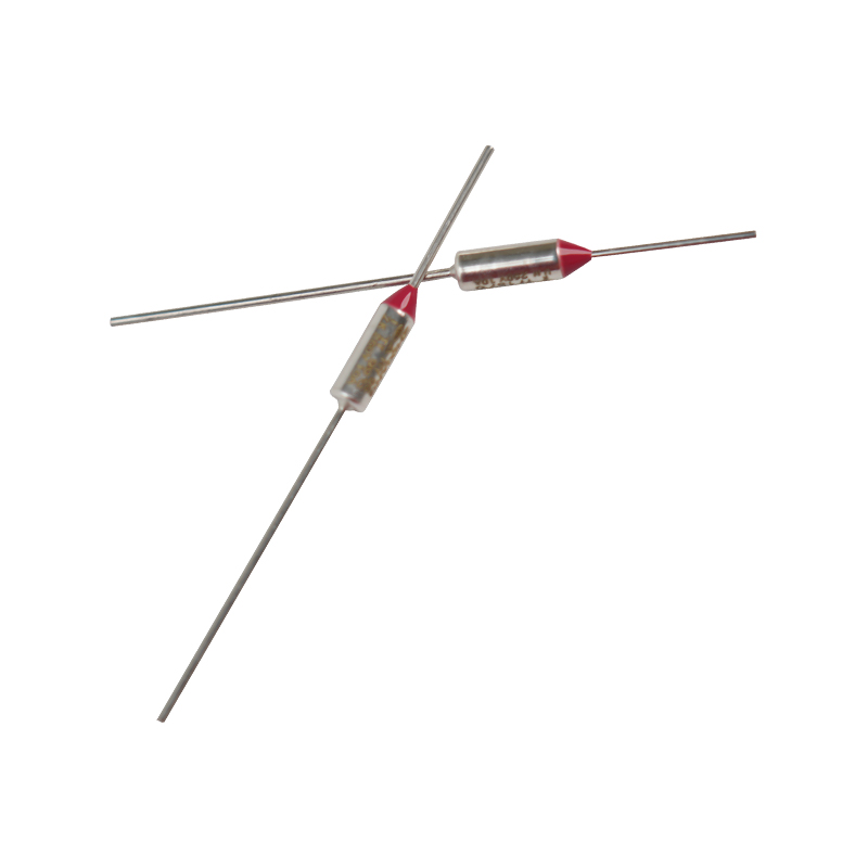 Tek Kullanımlık Termal Sigorta Küçük Ev Aletlerinin İçinde Tek Kullanımlık Kurtarılamaz Termal Sigorta Tek Kullanımlık Termal Sigorta Küçük Ev Aletlerinin İçinde Tek Kullanımlık Kurtarılamaz Termal Sigorta